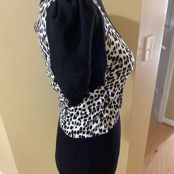 - White House Black Market black and leopard blouse in size XS - Picture 5 of 8